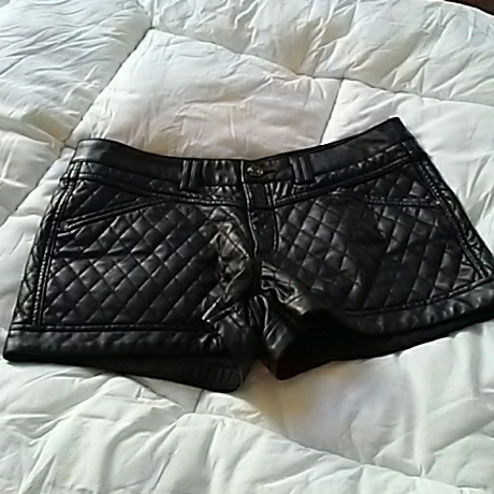 Women shorts